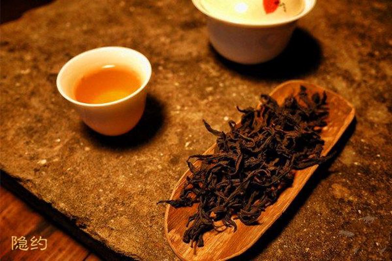 正山小种,这一来自福建武夷山的珍贵茶品,不仅深受茶艺爱好者的喜爱,还蕴含着诸多健康功效。那么,正山小种真的有如此神奇的力量吗?今天就让我们一起探索正山小种的功效与作用吧。